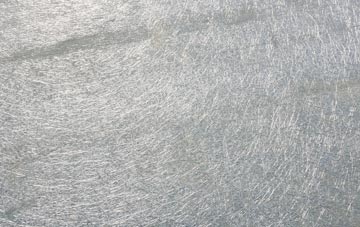 Woolland laminate fibreglass or shingles?